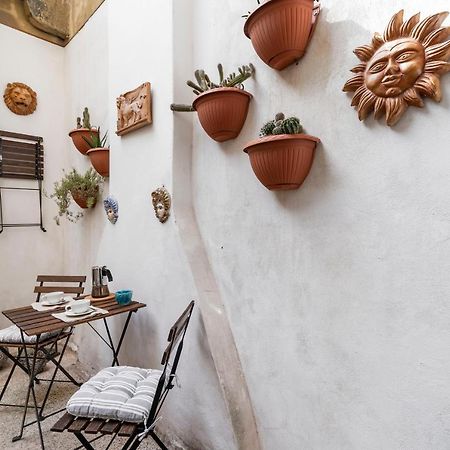 Appartamento Ai Miracoli Venesia Bagian luar foto