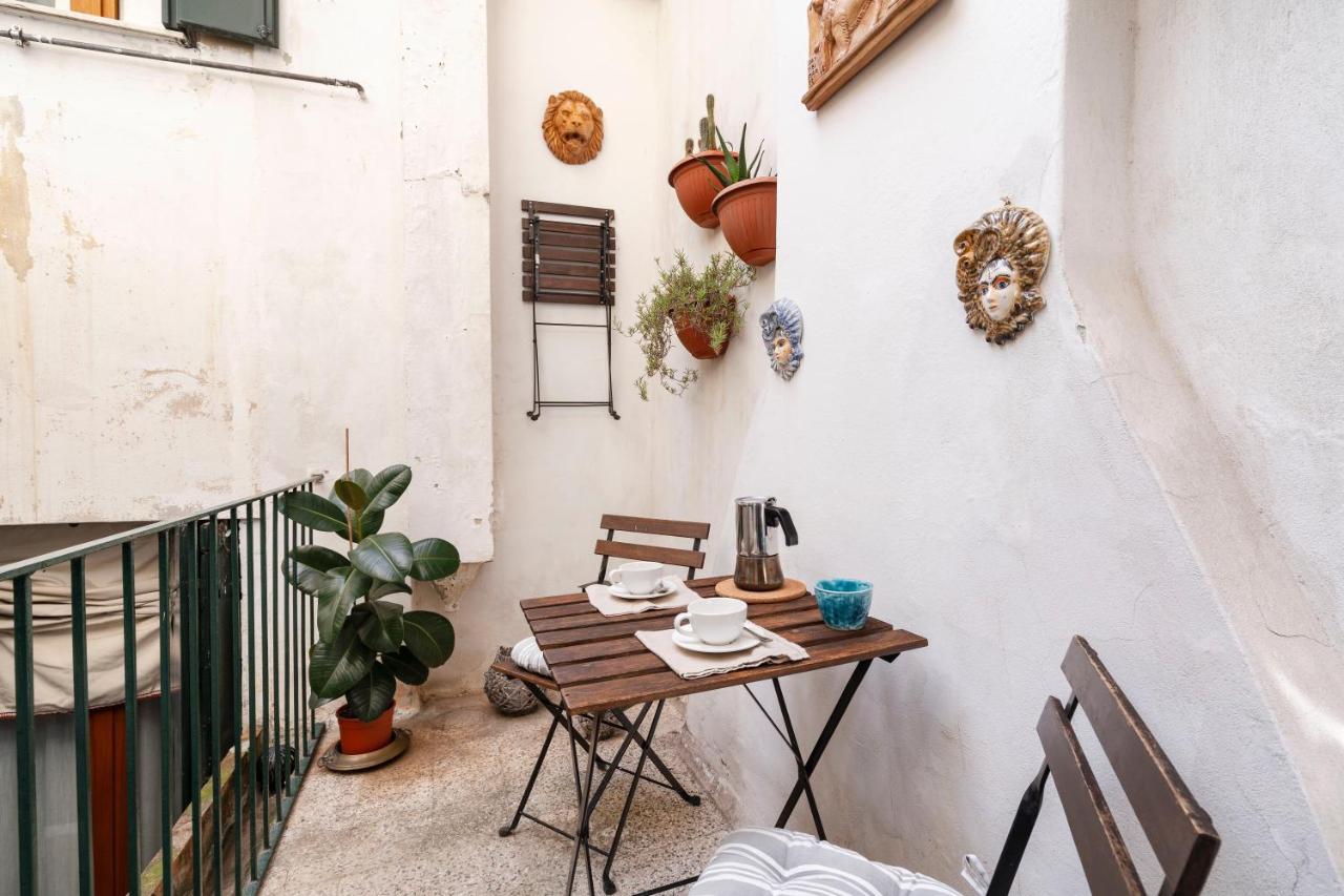 Appartamento Ai Miracoli Venesia Bagian luar foto