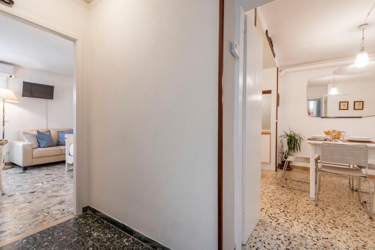 Appartamento Ai Miracoli Venesia Bagian luar foto