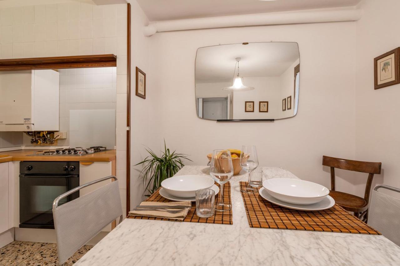 Appartamento Ai Miracoli Venesia Bagian luar foto